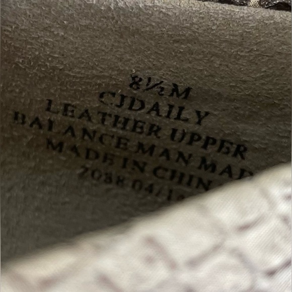 VIA SPIGA METALLIC LEATHER MARY JANE ANKLE STRAP HEELS SILVER, SZ 8.5 - Picture 14 of 14